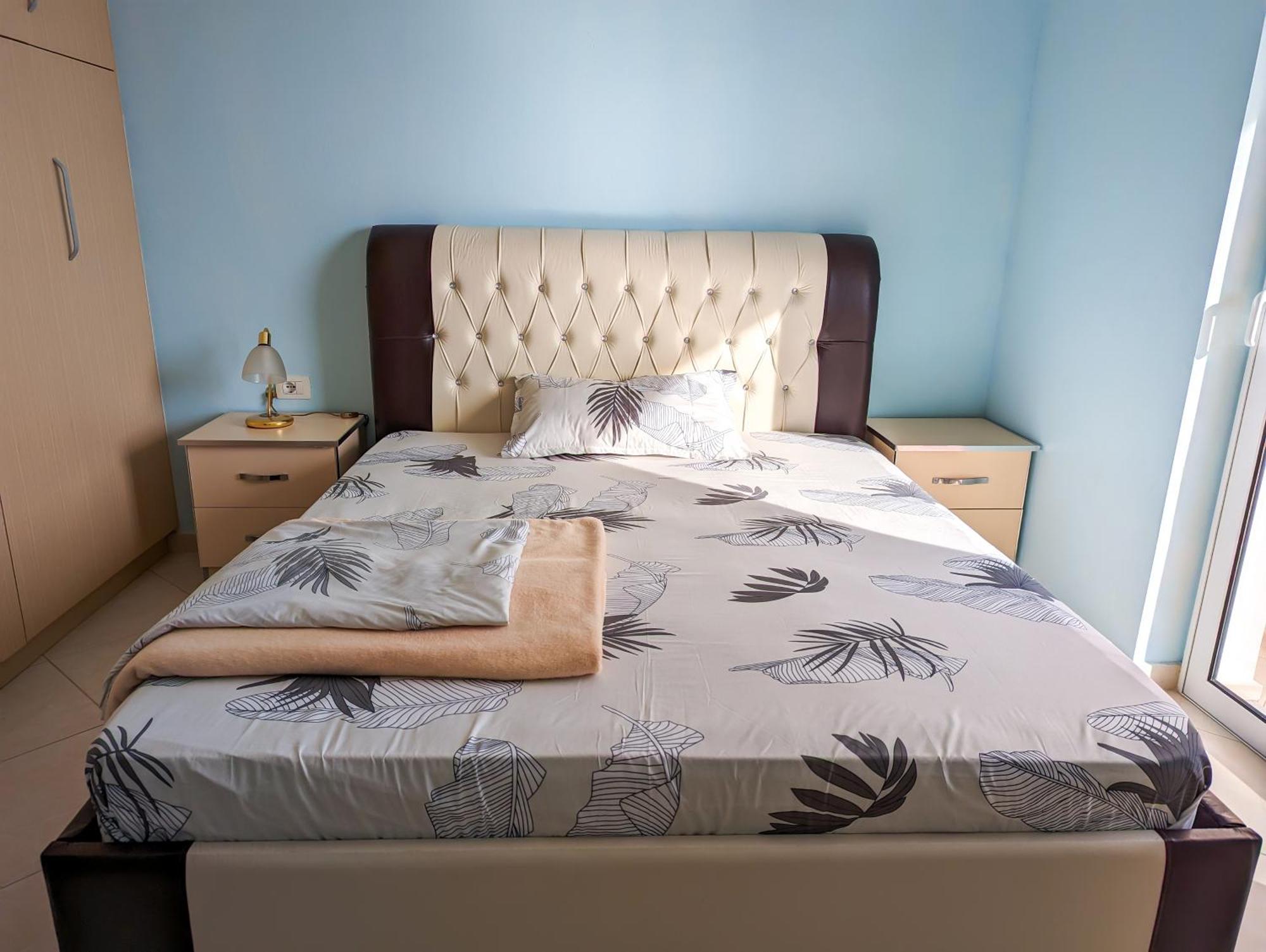 Apartman Sarah's - 5 Min Walk To Beaches & Boulevard - Big Balcony! Saranda